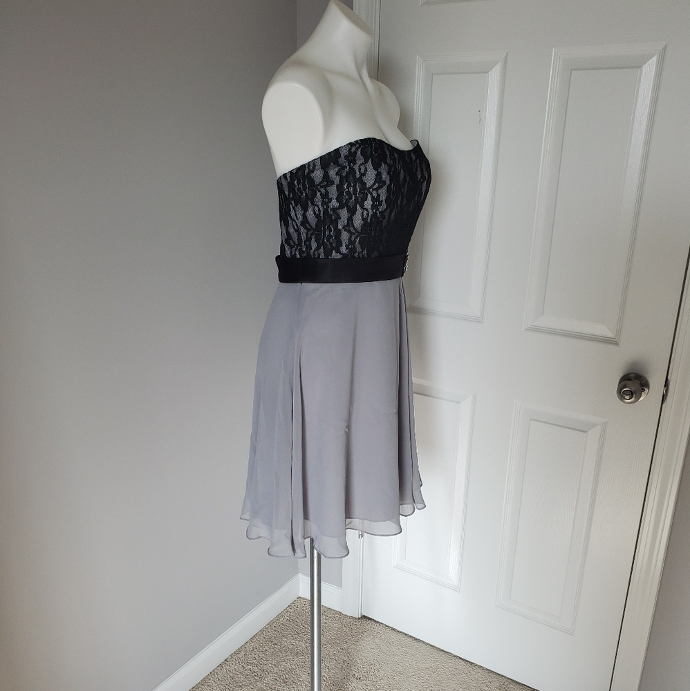 Event Dress - Picture 3 of 4